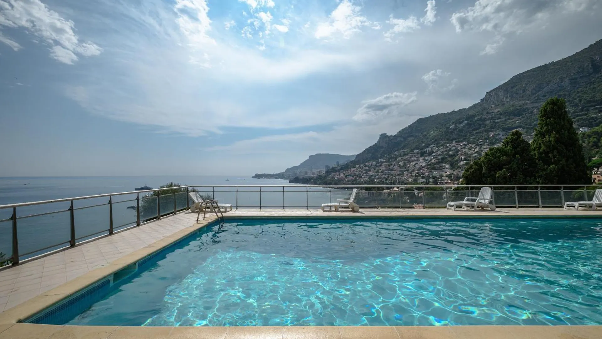 Le Coq Massolin Roquebrune-Cap-Martin