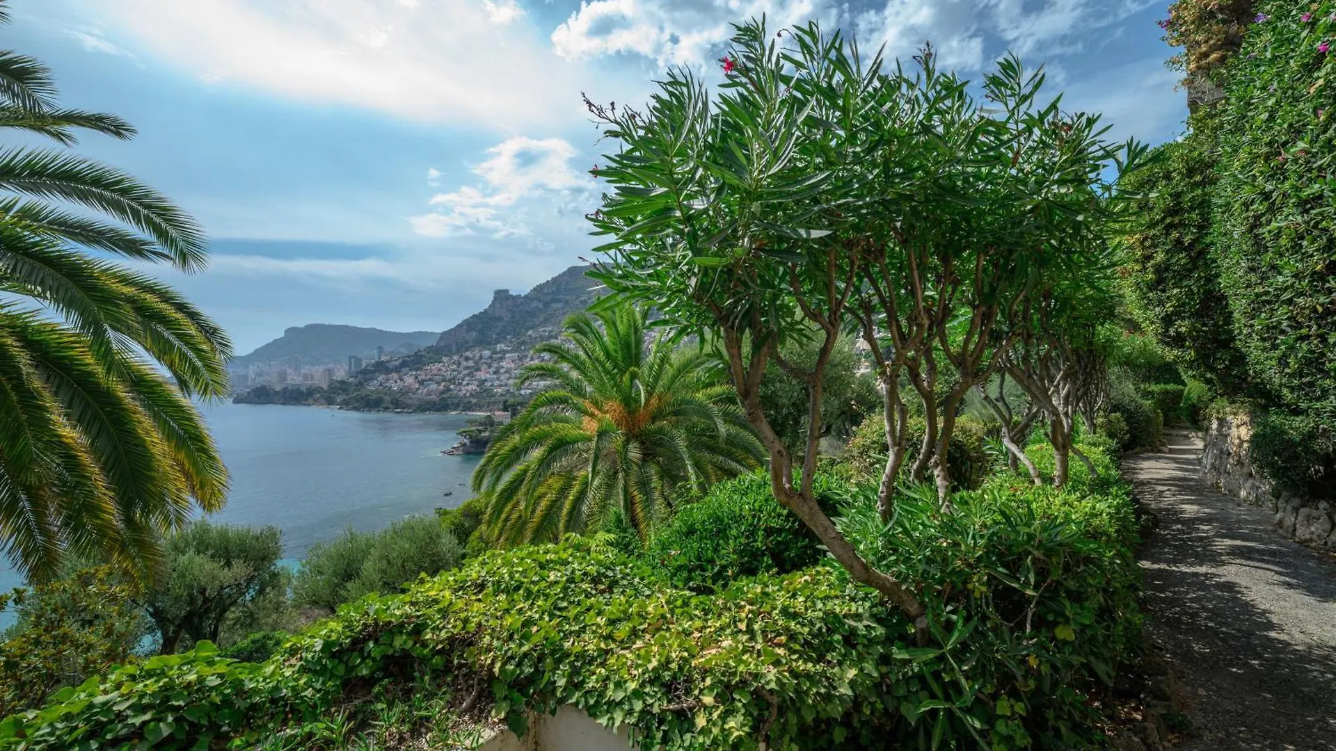 Le Coq Massolin Roquebrune-Cap-Martin 0*,  Franciaország